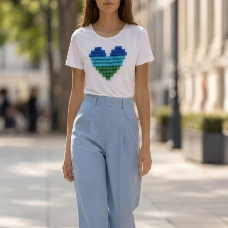 BATZ X VIKTORIAVARGA Peacock LOVE női póló
