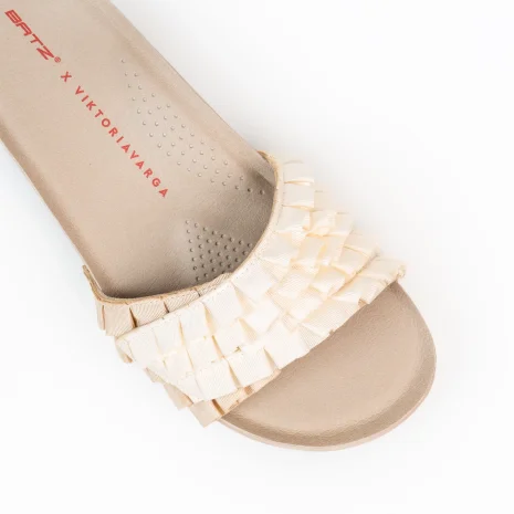 BATZ X VIKTORIAVARGA Ribbon siesta (Sand)